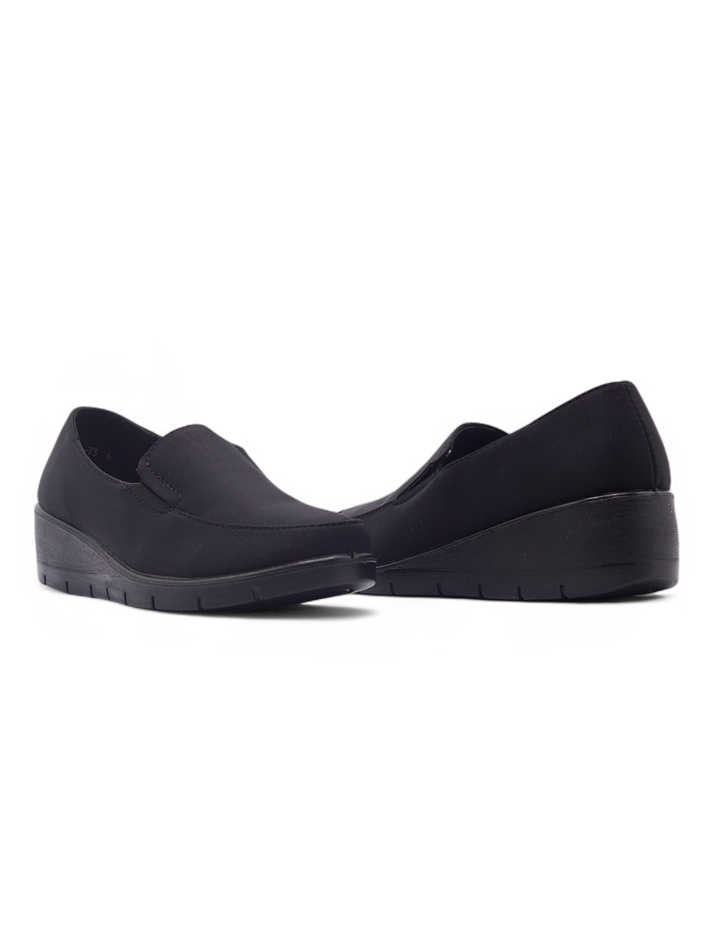 14084-Mocasines Negros para Mujer con Plataforma