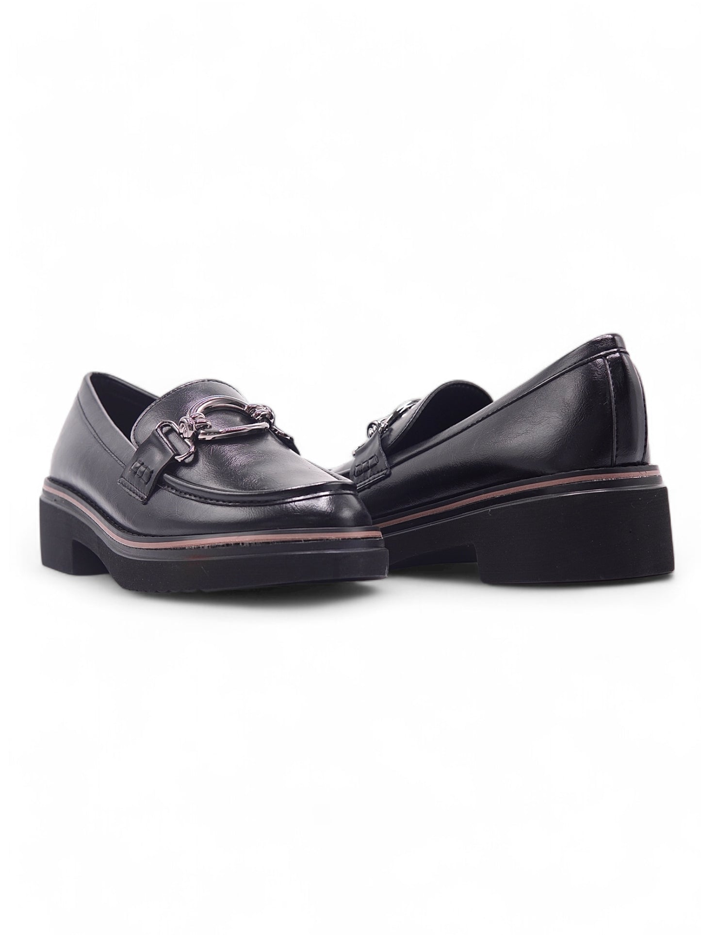 14068-Mocasines con Tacón Bajo y Adorno Metálico