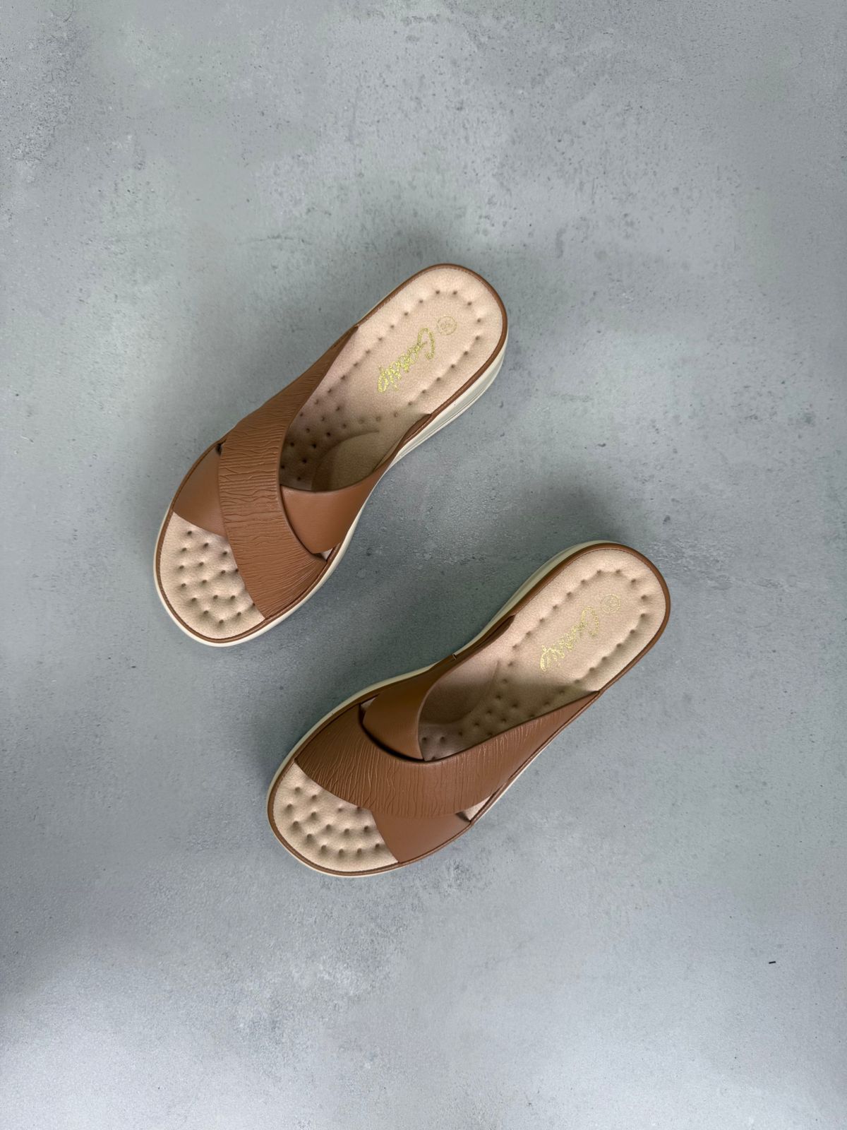 Sandalias De Plataforma Cruce Frontal 14039 Confort Duradero Y Estilo Femenino