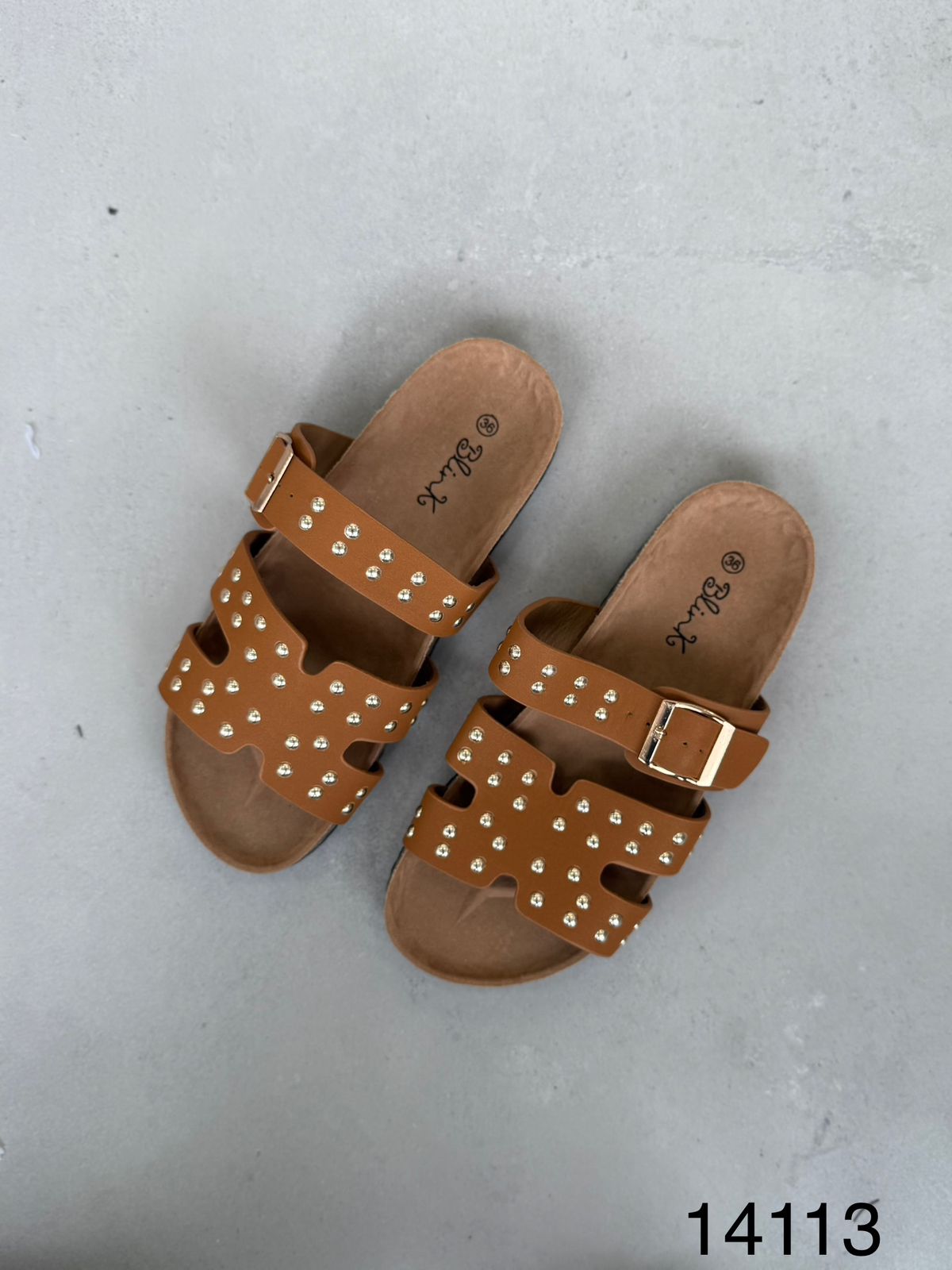 Sandalias Triple Hebilla 14113 Plantilla Anatómica Y Suela Antideslizante Con Detalles Metálicos