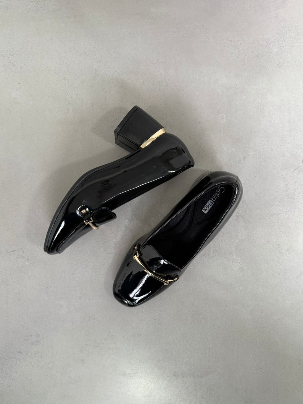 Zapatos De Tacón Medio Charol Dorado 14256 Elegancia Y Confort Para Cualquier Ocasión