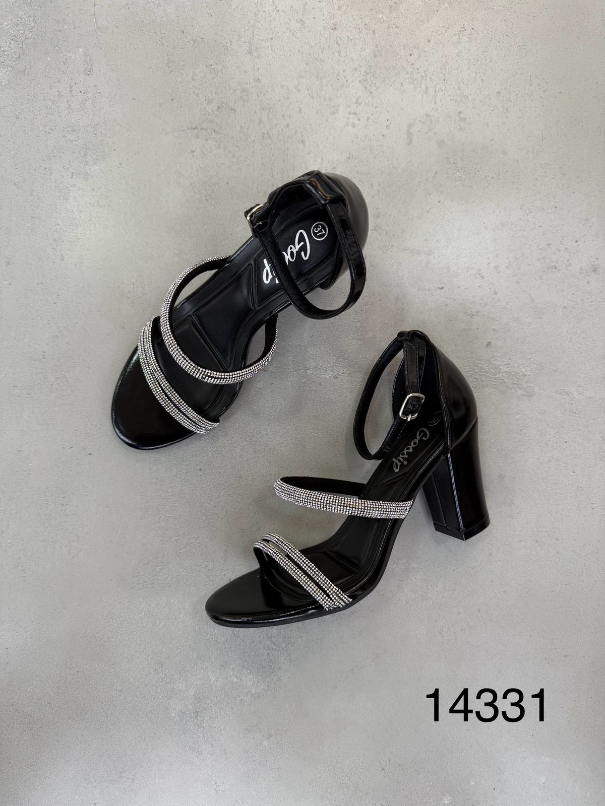 Sandalias Gala Brillo 14331 Con Tacón Alto Y Tiras Brillantes Con Hebilla Ajustable Para Un Estilo Elegante Y Atemporal