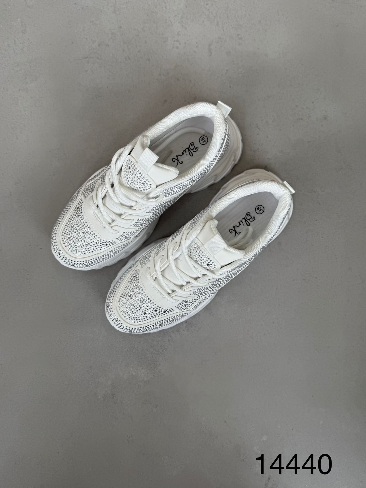 Zapatillas Brillo Chunky 14440 Con Plantilla Acolchonada Y Suela Reforzada Para Cada Paso