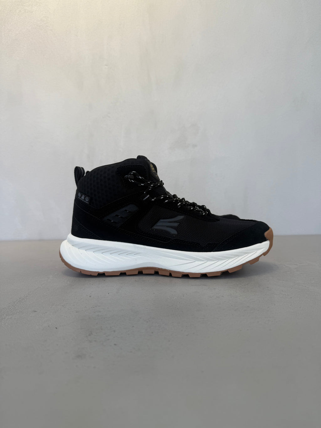 Zapato Slip On En Acabado Negro Sin Cordones Con Interior Suave Y Plantilla Acolchada 14636