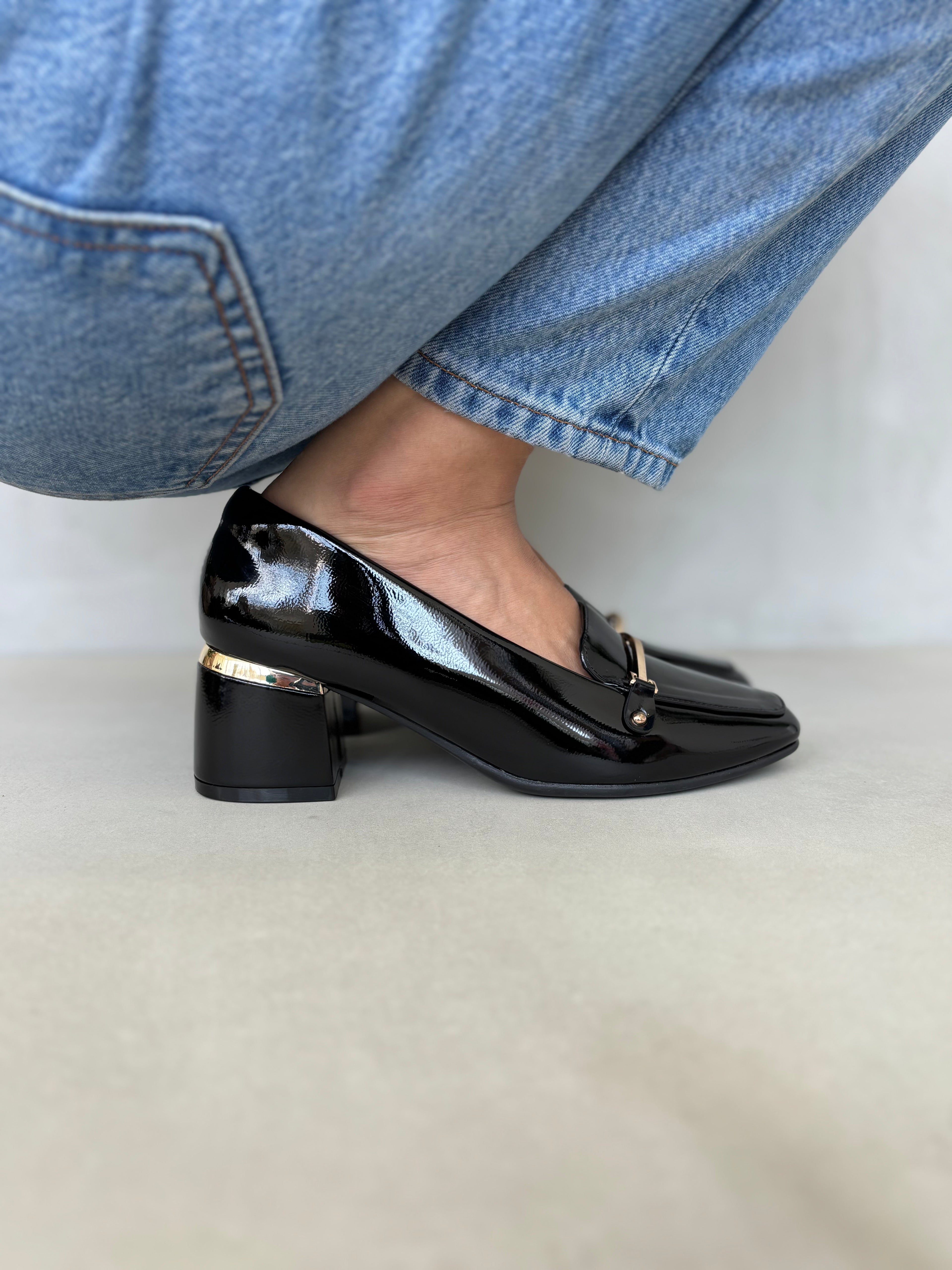 Zapatos De Tacón Medio Charol Dorado 14256 Elegancia Y Confort Para Cualquier Ocasión