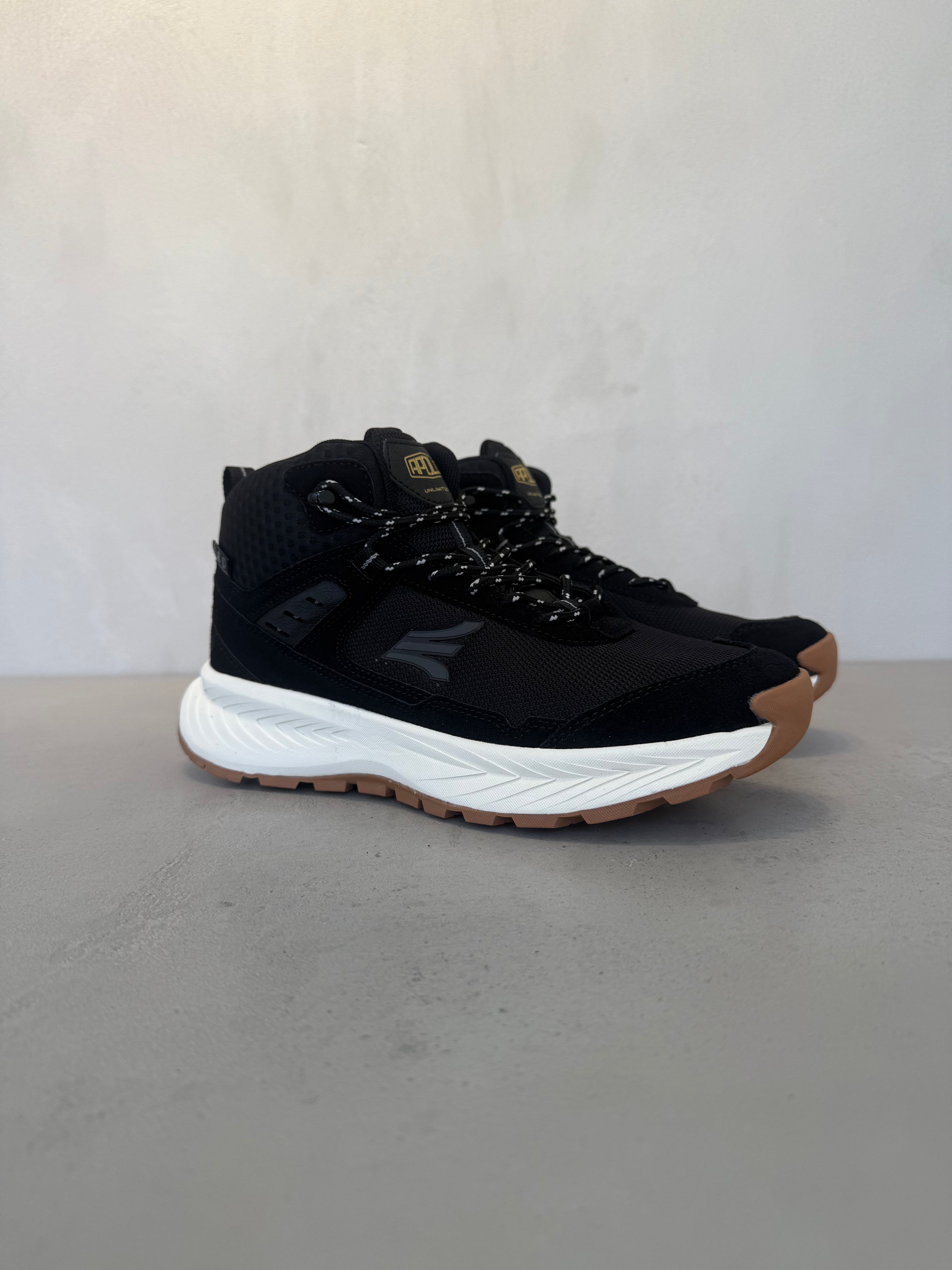 Zapato Slip On En Acabado Negro Sin Cordones Con Interior Suave Y Plantilla Acolchada 14636