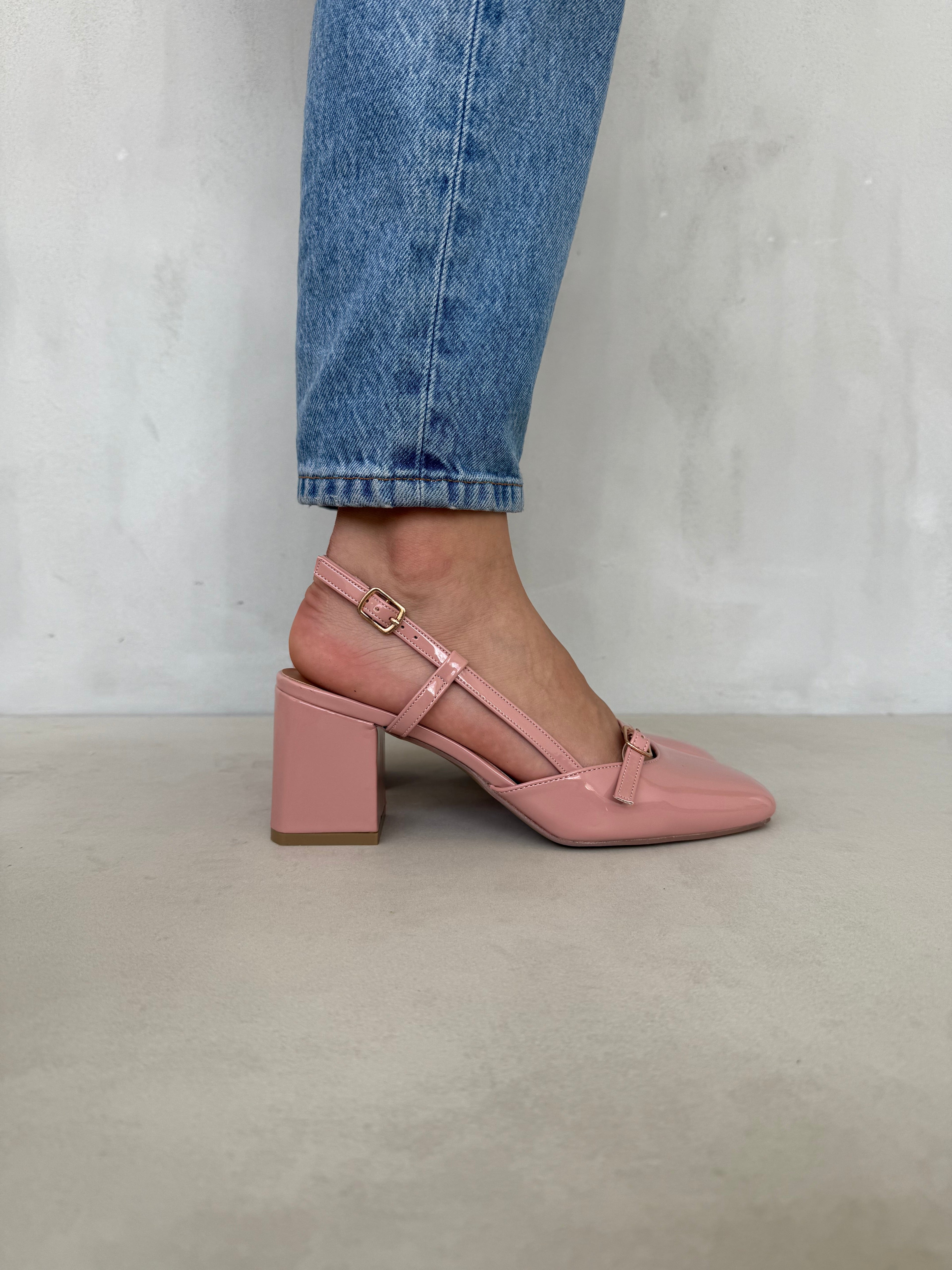 Zapatos De Tacón Correas Cruzadas 14430 Elegancia Femenina Con Charol Brillante