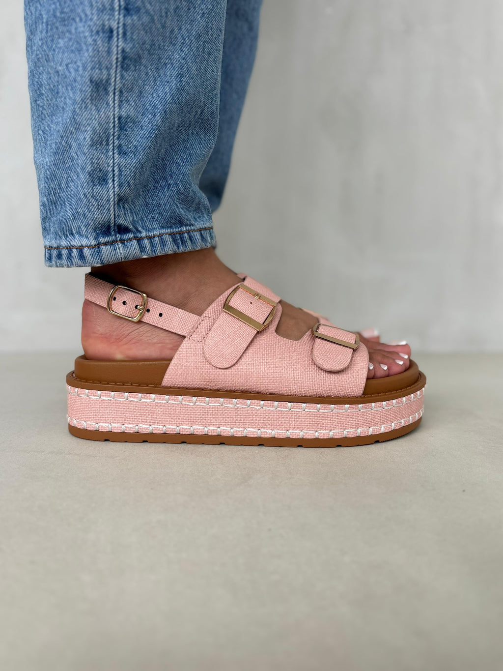 Sandalias Rosa Viejo Plataforma Alta 14348 Con Hebillas Doradas Y Correa Ajustable