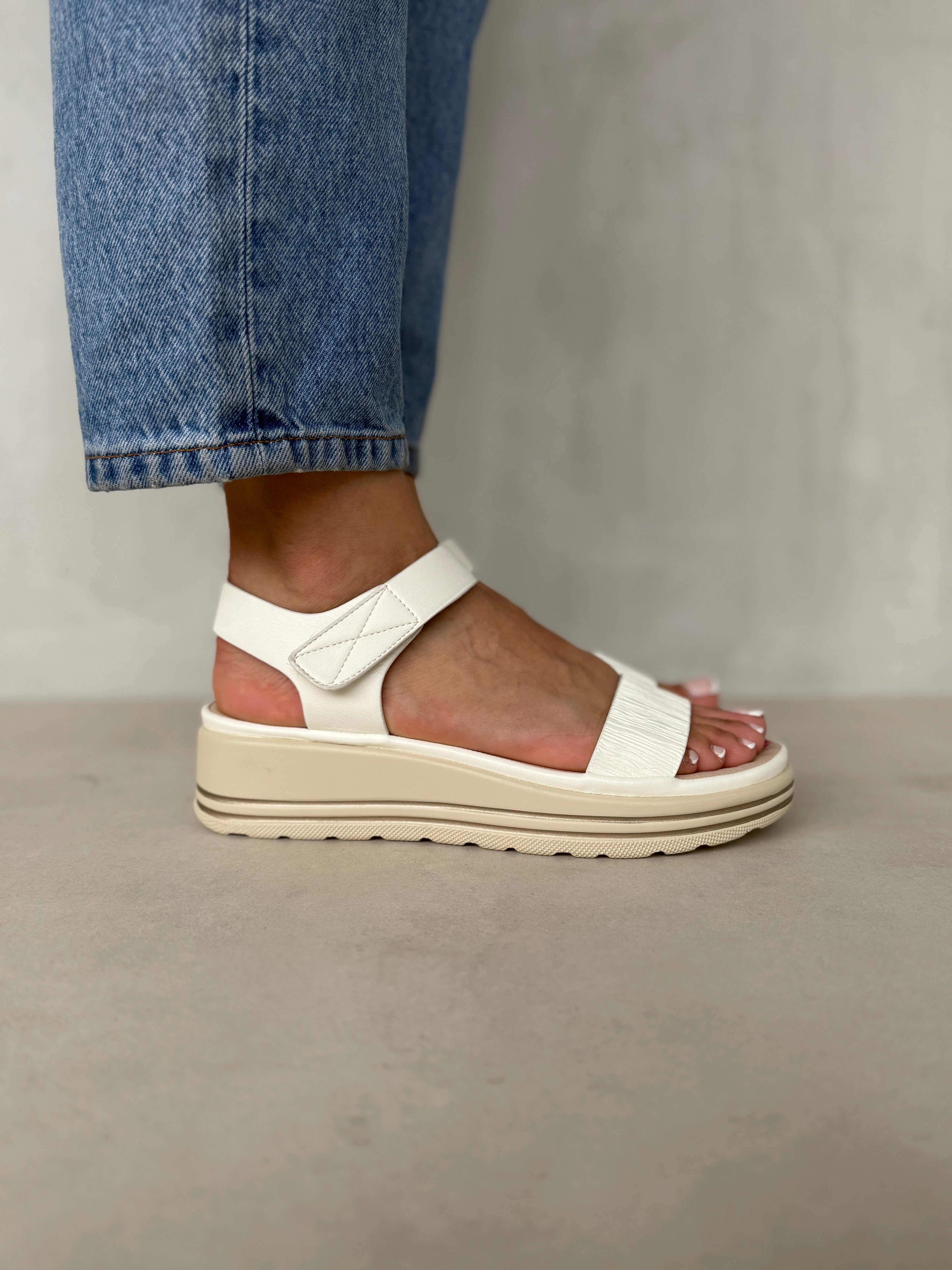 Sandalias De Plataforma Con Tira Elástica 14037 Para Mujer Con Estilo Minimalista Y Comodidad Superior
