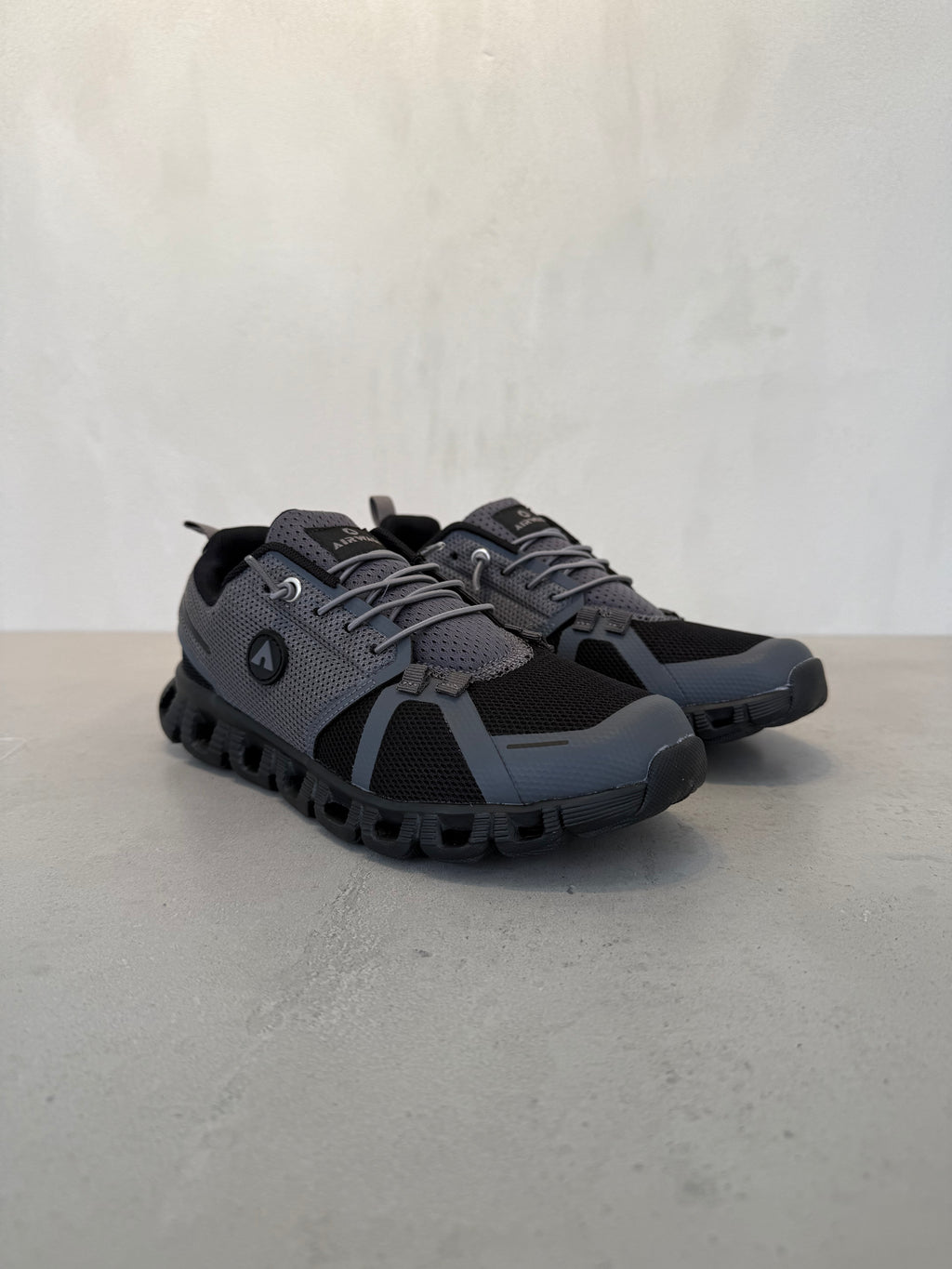 Tenis Deportivos Gris Y Negro 14293 Rendimiento Soporte Y Amortiguación Avanzada