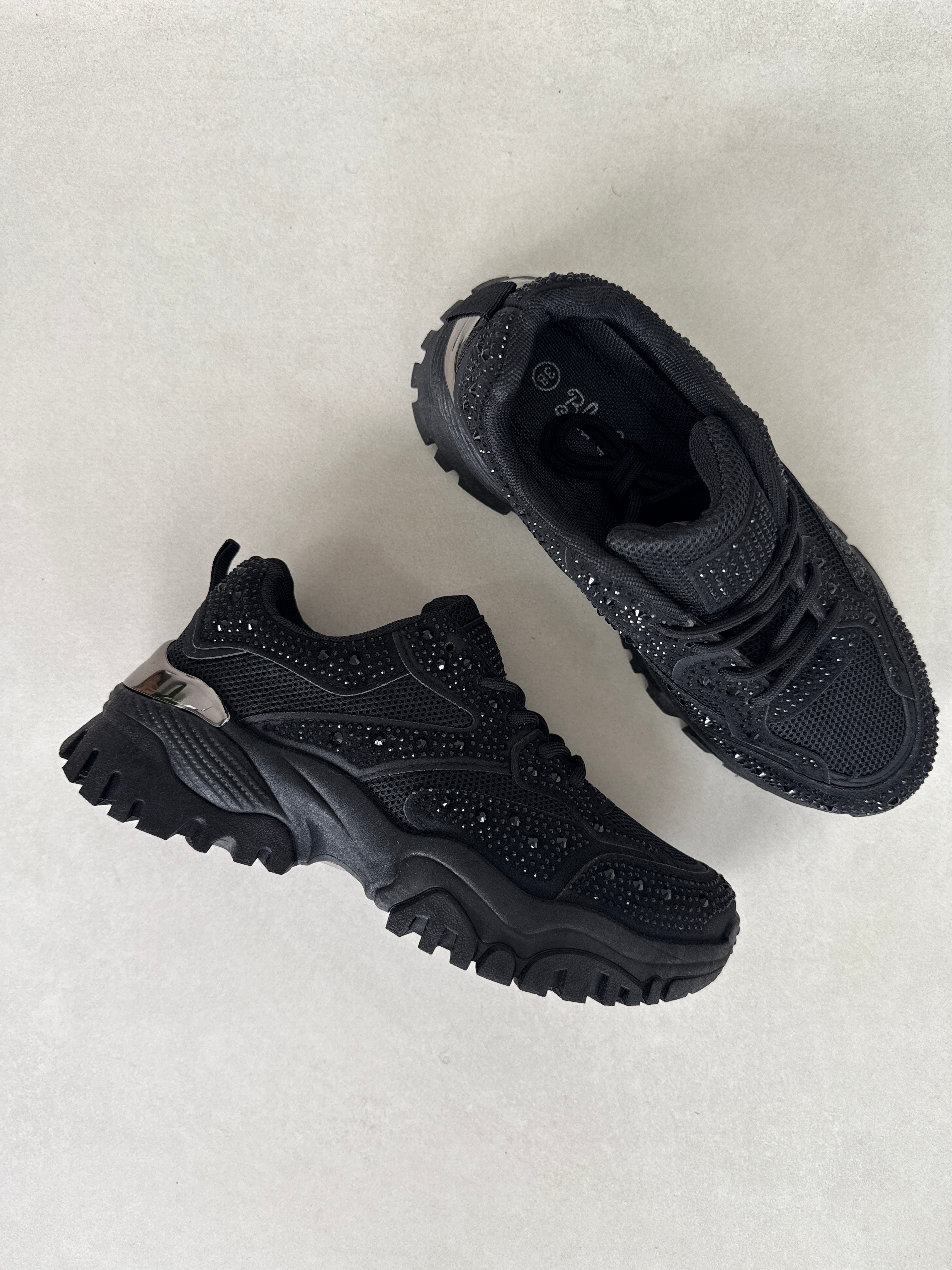 Zapatillas Brillos Urbanos 14406 Con Suela Chunky Y Actitud Para Tu Estilo Urbano Con Glamour