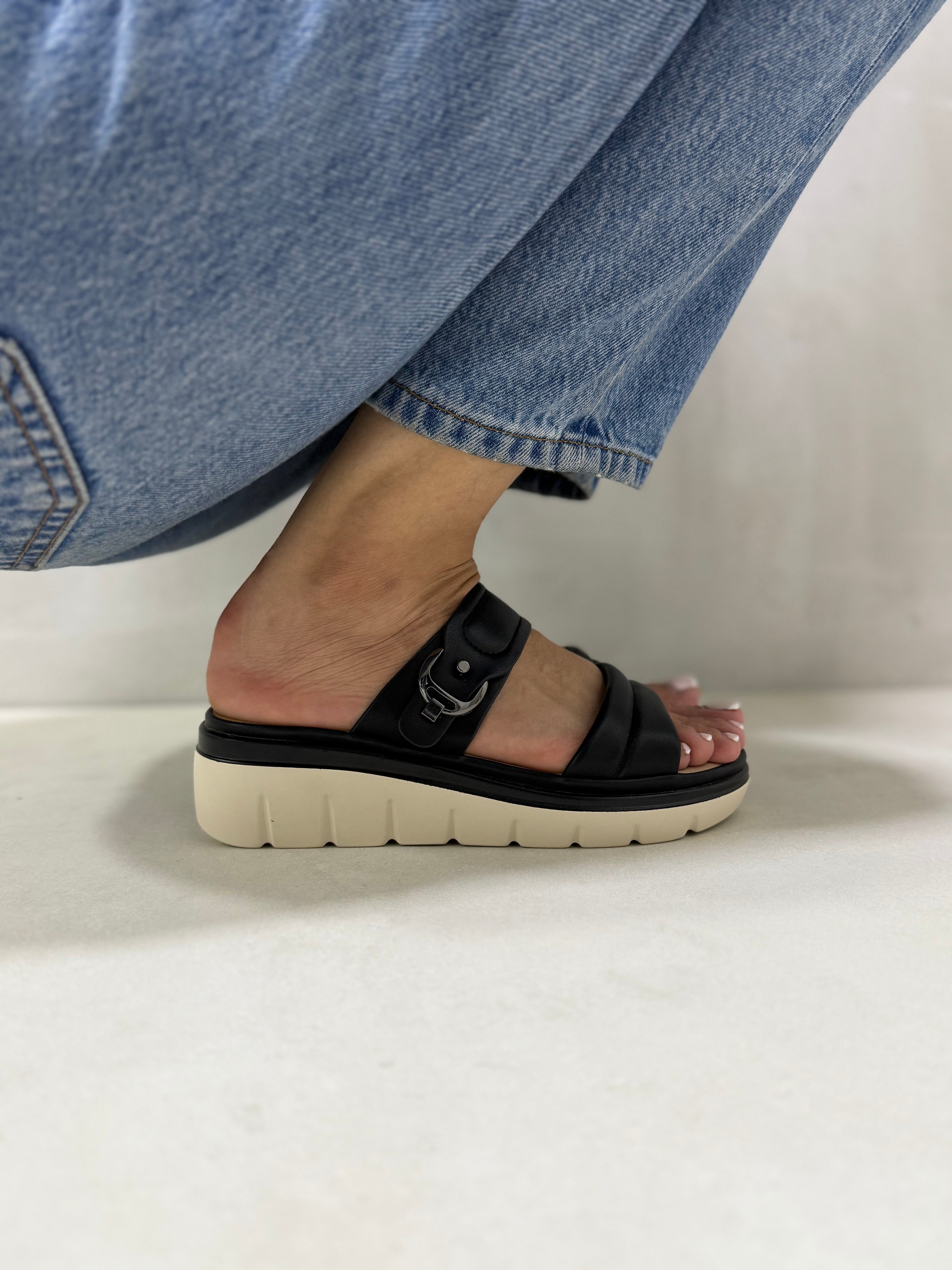 Sandalias Doble Hebilla Plataforma 14029 Con Diseño Moderno Y Máximo Confort Para Todo El Día