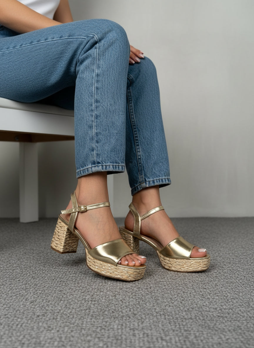 13753 – Terra Luz Gold