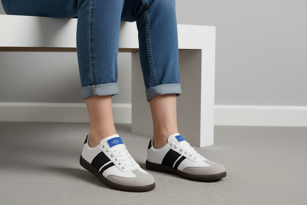 Tenis Casual Gris Claro Con Detalles Rosa Pastel Para Dama Estilo Retro Renovado - 13408