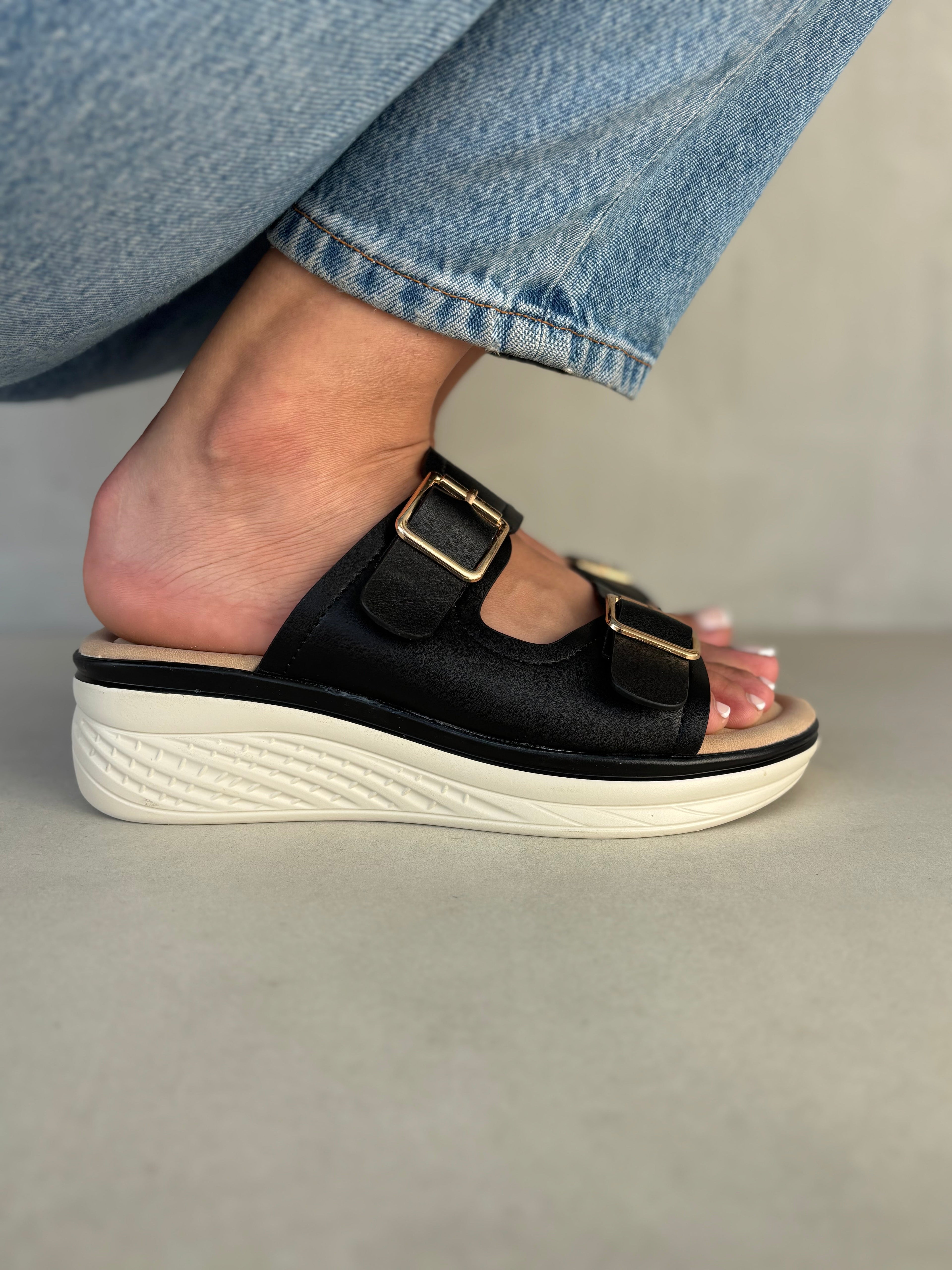 Sandalias Plataforma Con Hebillas Doradas 14365 Confort Diario Y Estilo Moderno Elegante