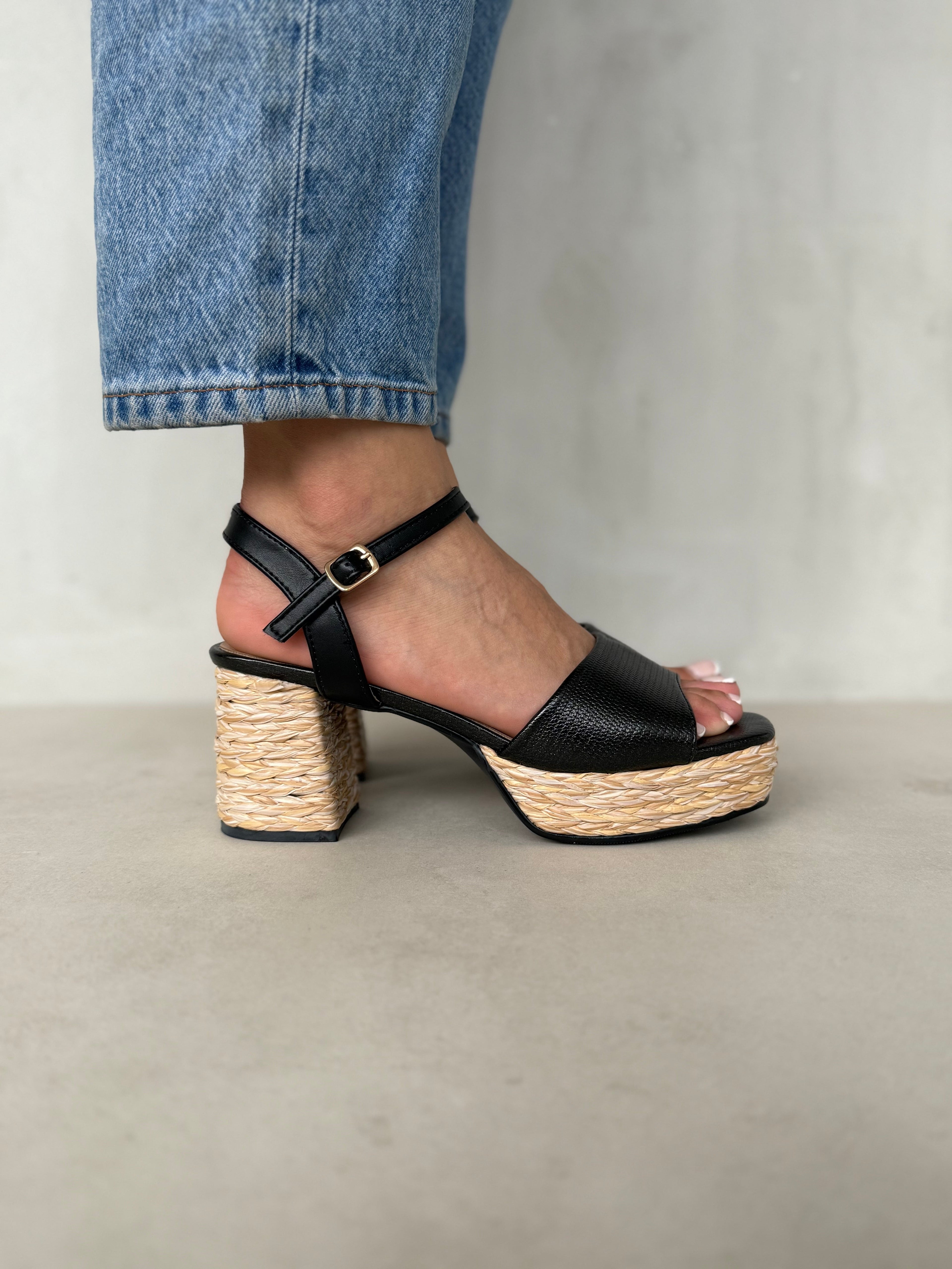 Sandalias De Tacón Con Plataforma Luna 13752 Forradas En Yute Natural Con Estilo Veraniego