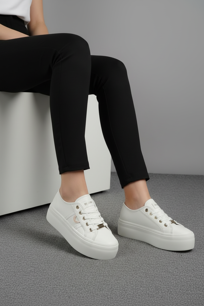 Tenis Para Mujer En Blanco Con Plataforma Y Detalles Dorado Rosé Estilo Urbano - 13995