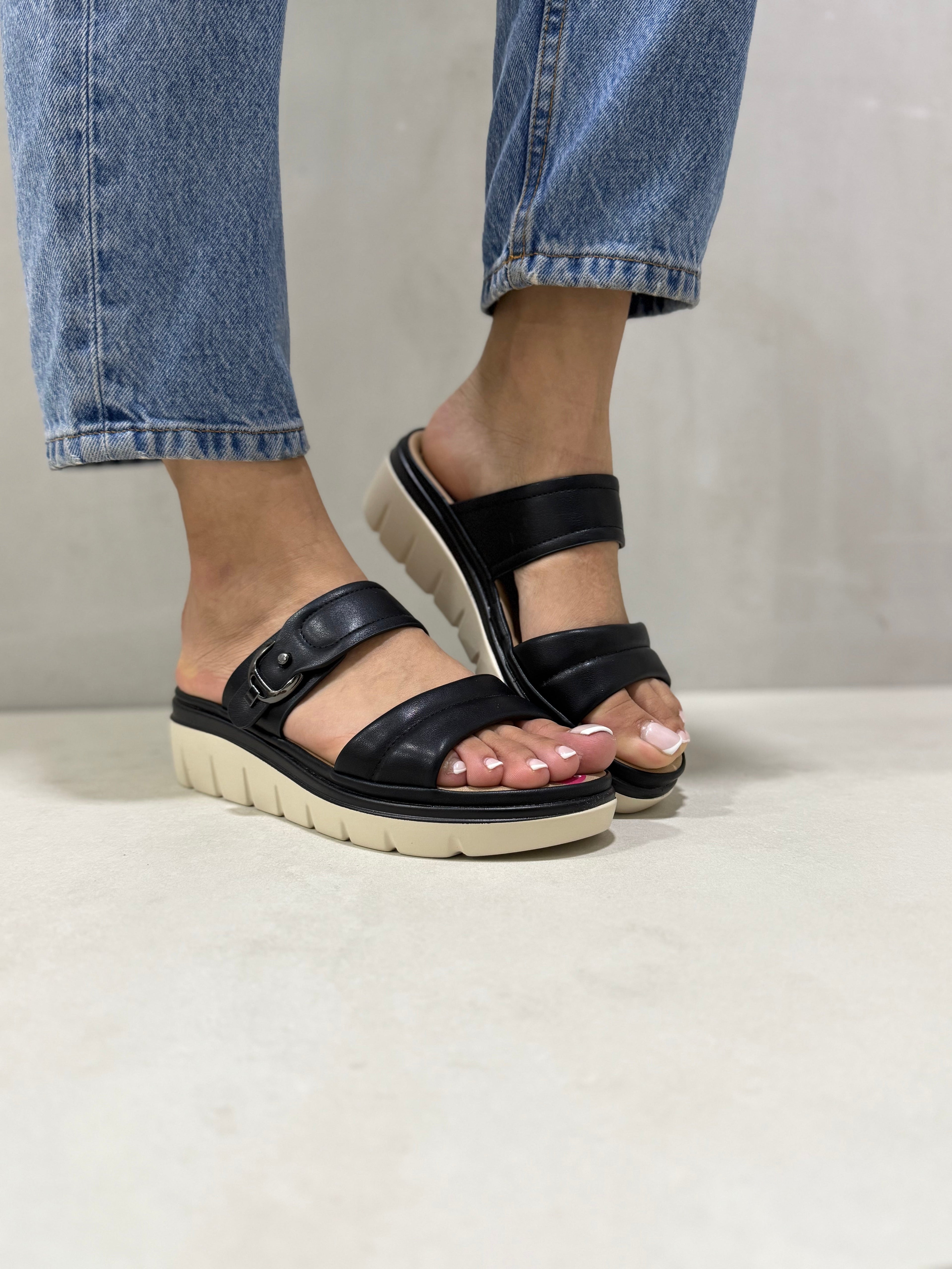 Sandalias Doble Hebilla Plataforma 14029 Con Diseño Moderno Y Máximo Confort Para Todo El Día