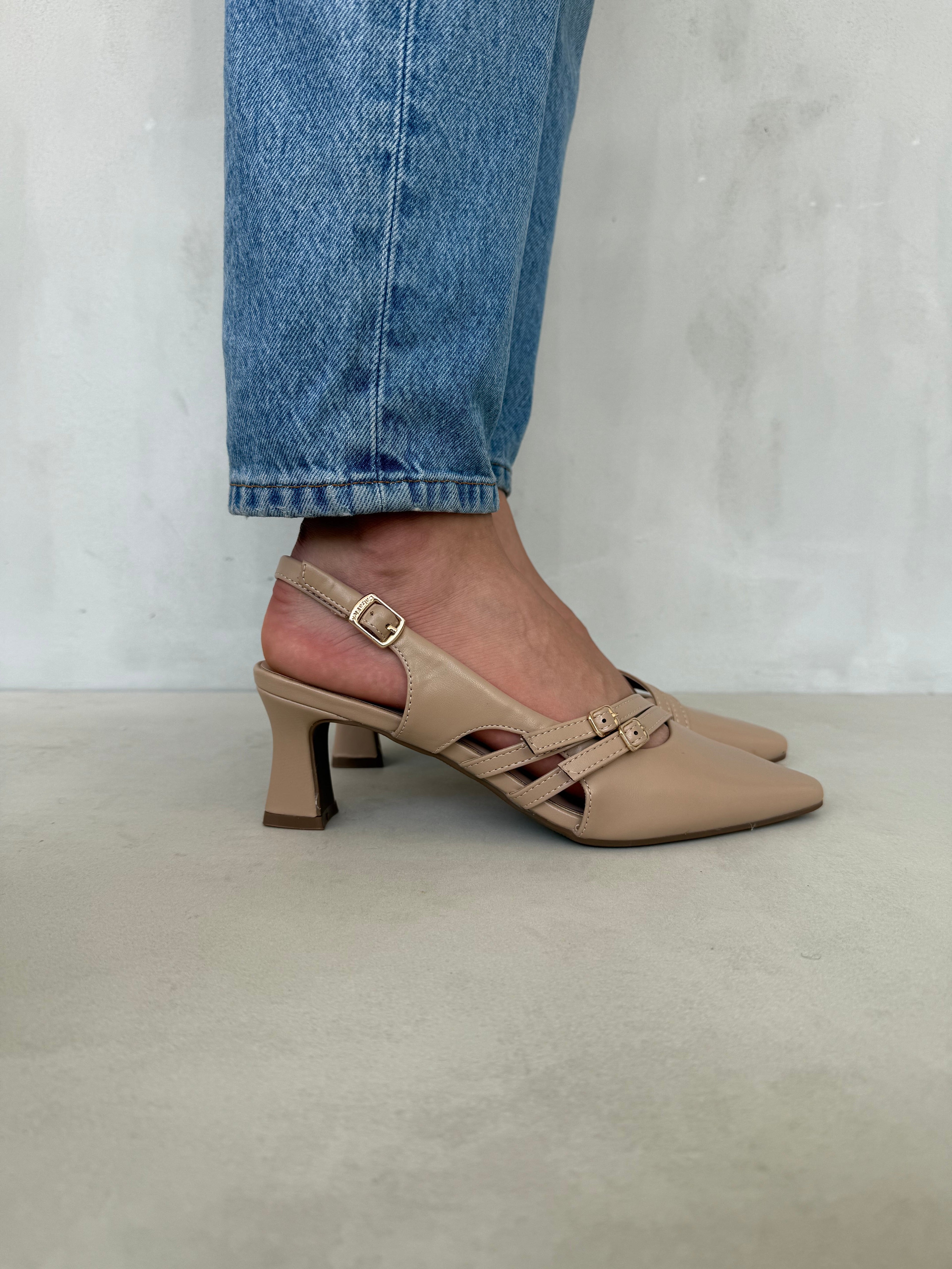 Zapatos Cruzadas Beige 14249 Elegantes Cómodos Con Tacón Medio Correas Cruzadas Hebilla Lateral