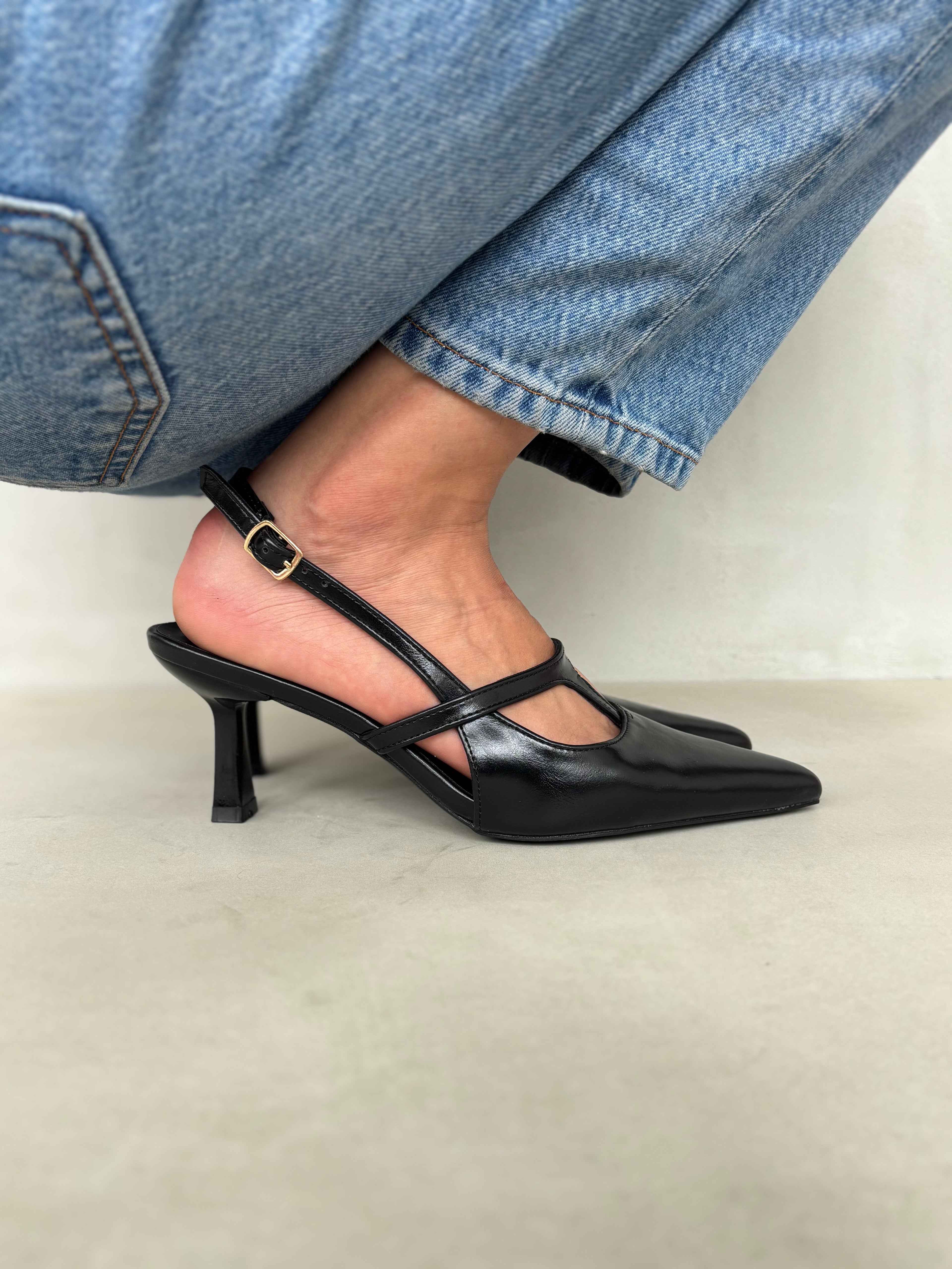 Zapatos Negros De Tacón Medio Correa Cruzada 14426 Elegancia Sutil Y Estabilidad En Cada Ocasión