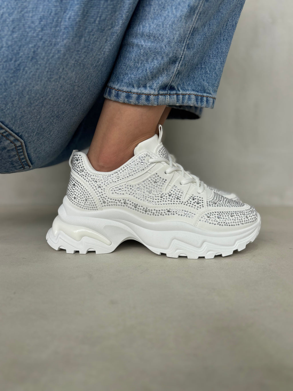 Zapatillas Brillo Chunky 14440 Con Plantilla Acolchonada Y Suela Reforzada Para Cada Paso