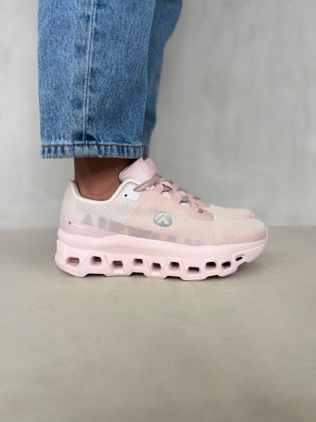 Tenis Deportivos Rosa Nude 14296 Con Suela De Amortiguación Avanzada Para Entrenamientos Y Uso Diario