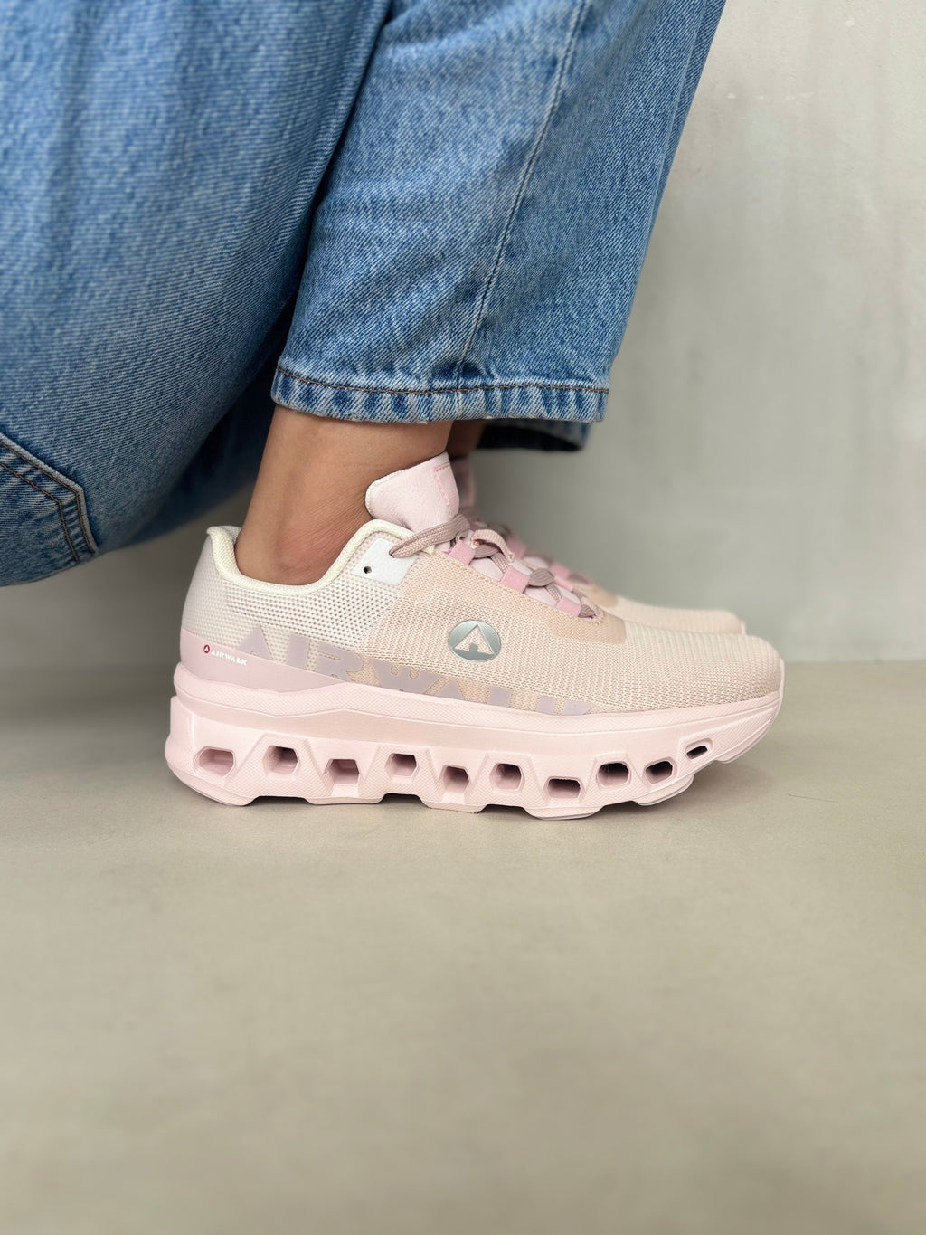 Tenis Deportivos Rosa Nude 14296 Con Suela De Amortiguación Avanzada Para Entrenamientos Y Uso Diario