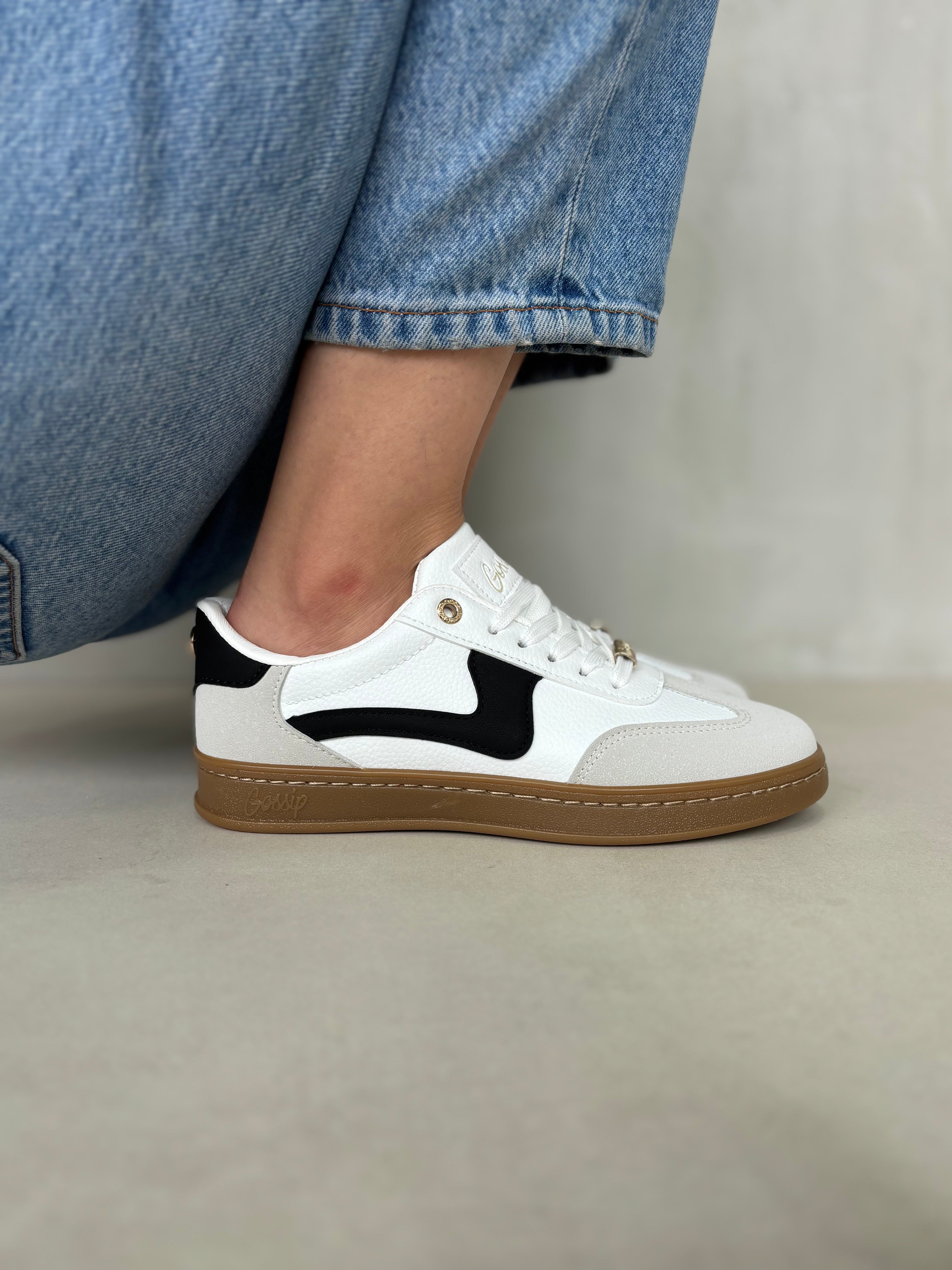 Zapatillas Equilibrio 14316 Estilo Versátil Y Comodidad Todo El Día Con Detalle Negro Y Suela Caramelo