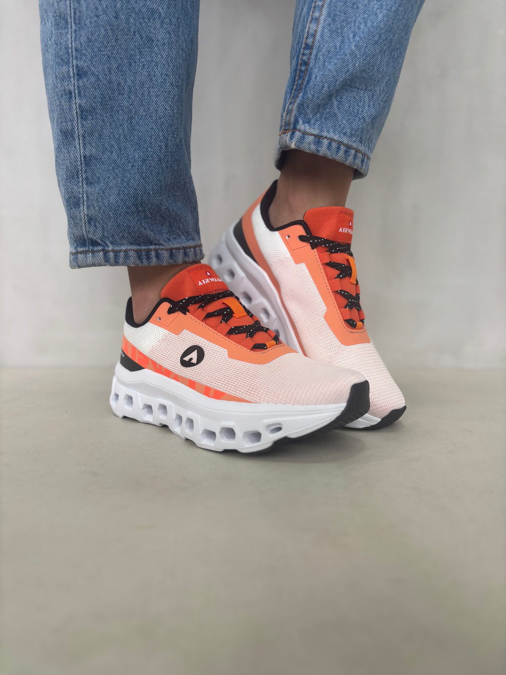 Tenis Deportivos Activo Vanguardista 14300 Suela Tecnológica con Amortiguación Avanzada para Mayor Estabilidad