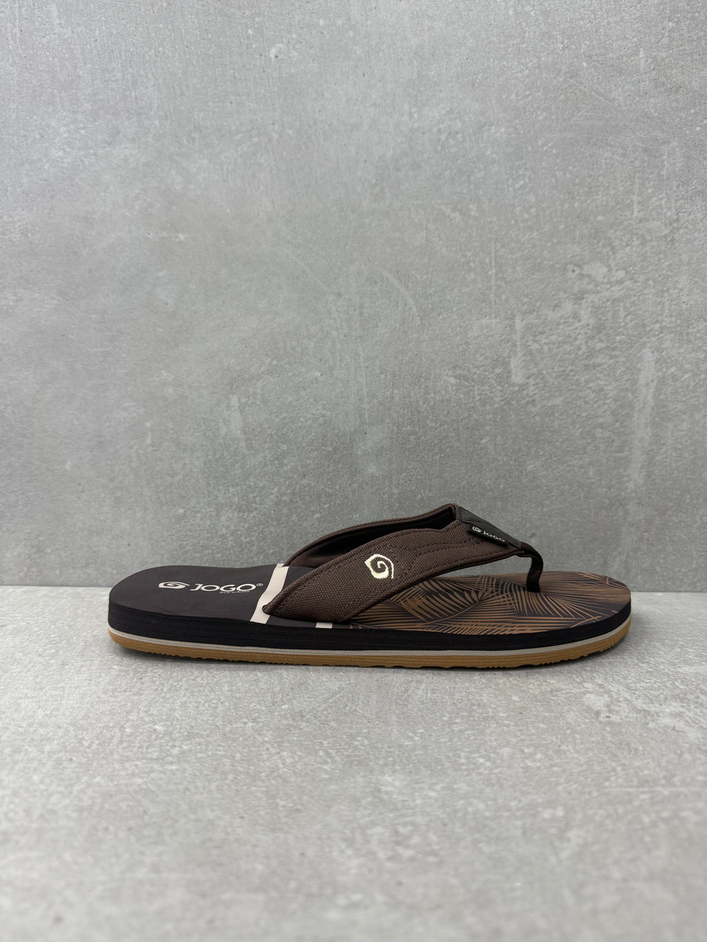 Zapatilla Deportiva En Textil Y Goma Con Detalles Visibles Del Calzado Y Cordones – 14403