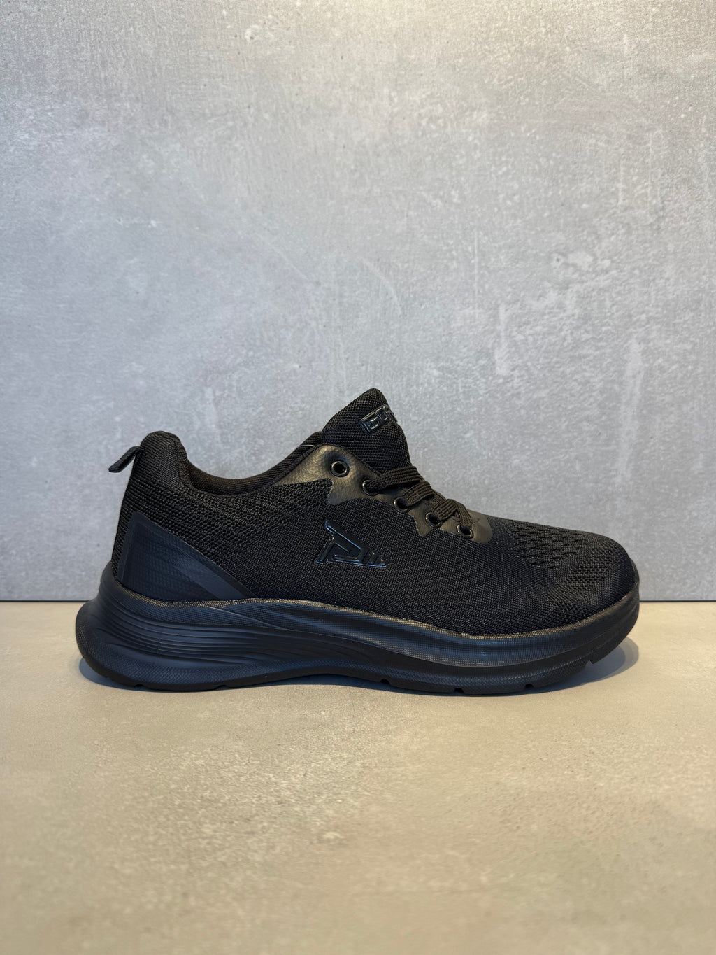 Tenis 2067