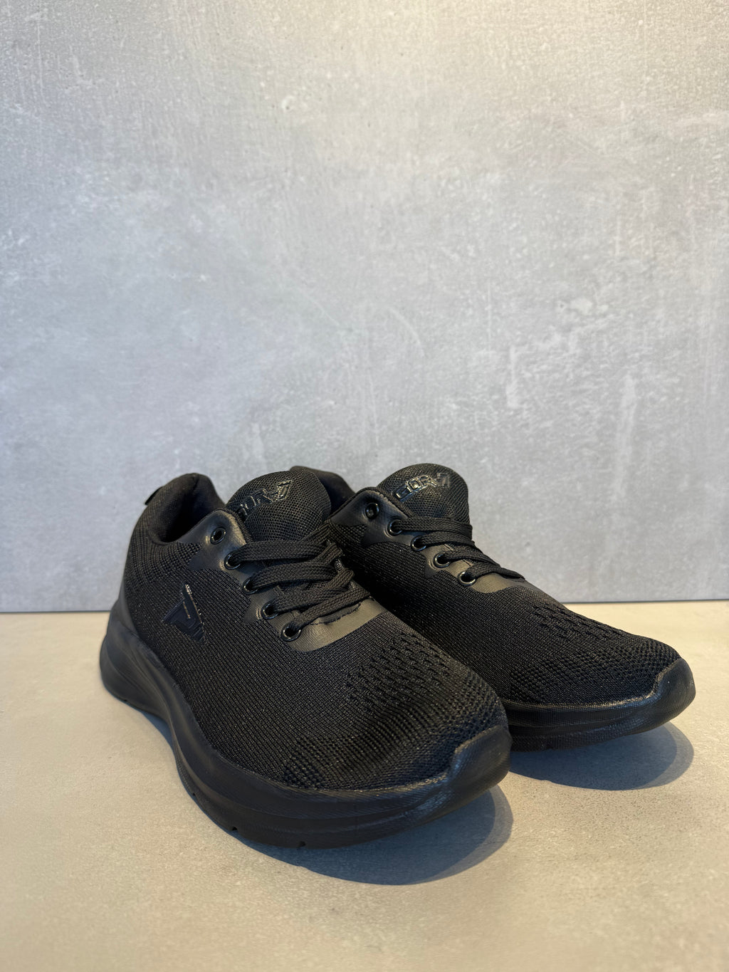 Tenis 2067