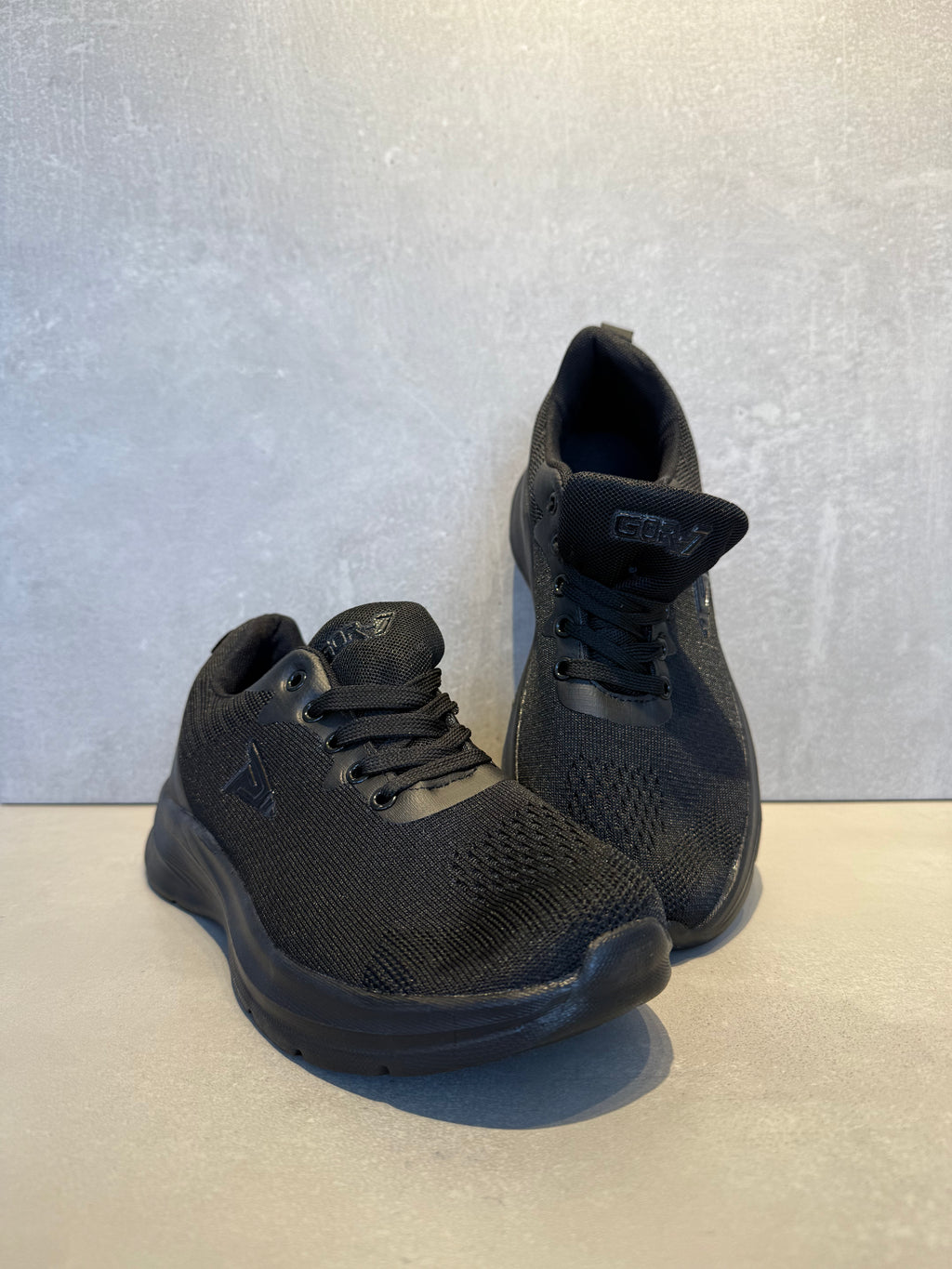 Tenis 2067