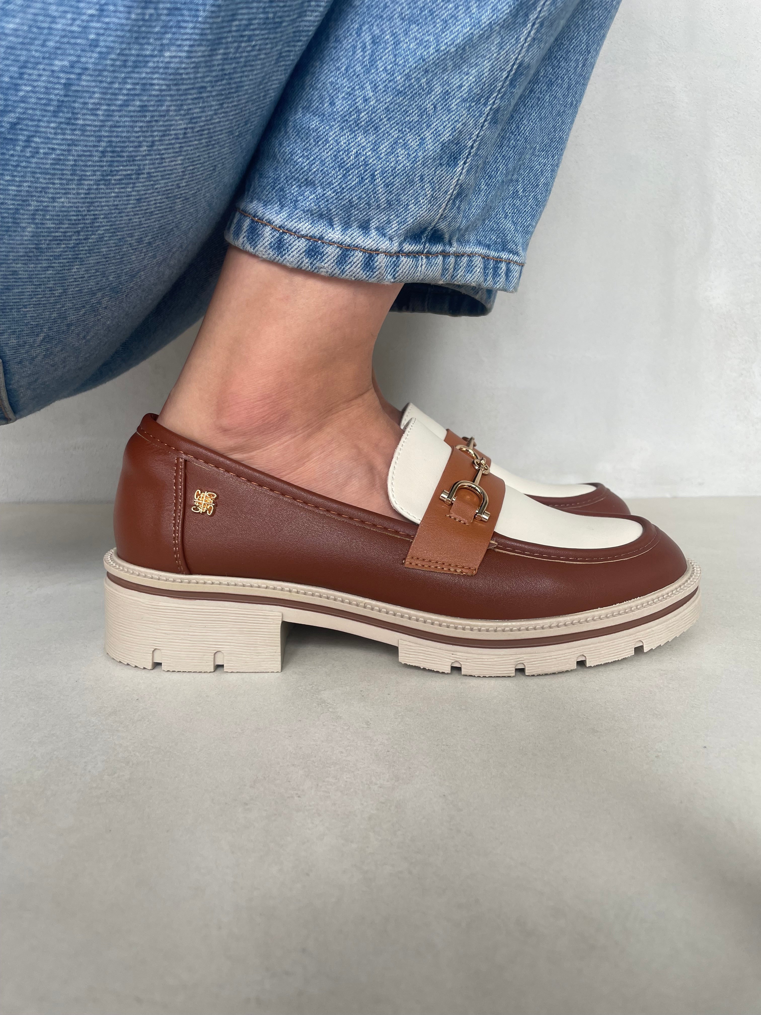 Mocasines De Mujer Bicolor Nude 14070 Confort Ergonómico Desde El Primer Uso Y Estilo Ejecutivo