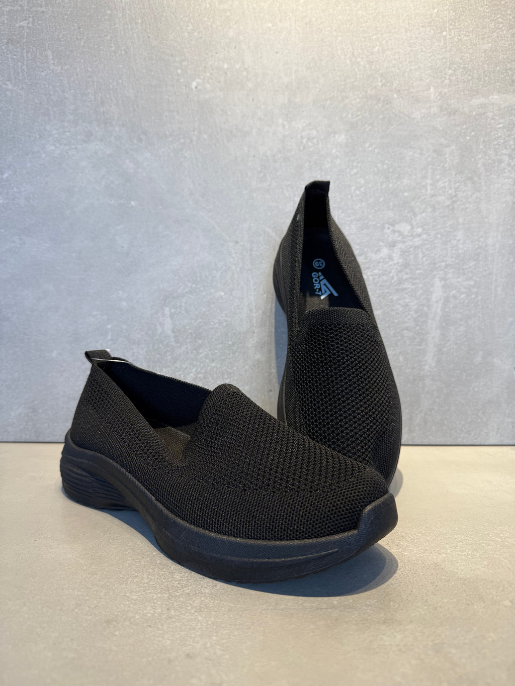 Tenis 2075