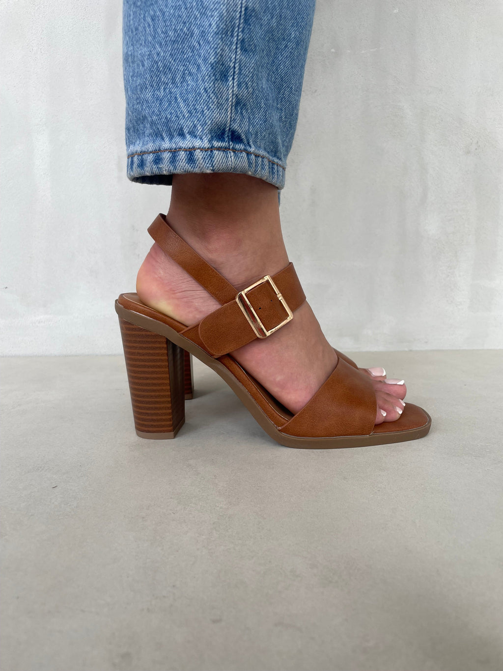 Sandalia De Tacón Alto Con Dos Tiras Y Pulsera Ajustable En El Tobillo, Color Negro, Estilo Sofisticado - 13609