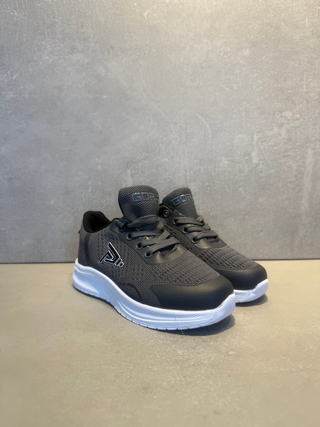 Tenis 2073