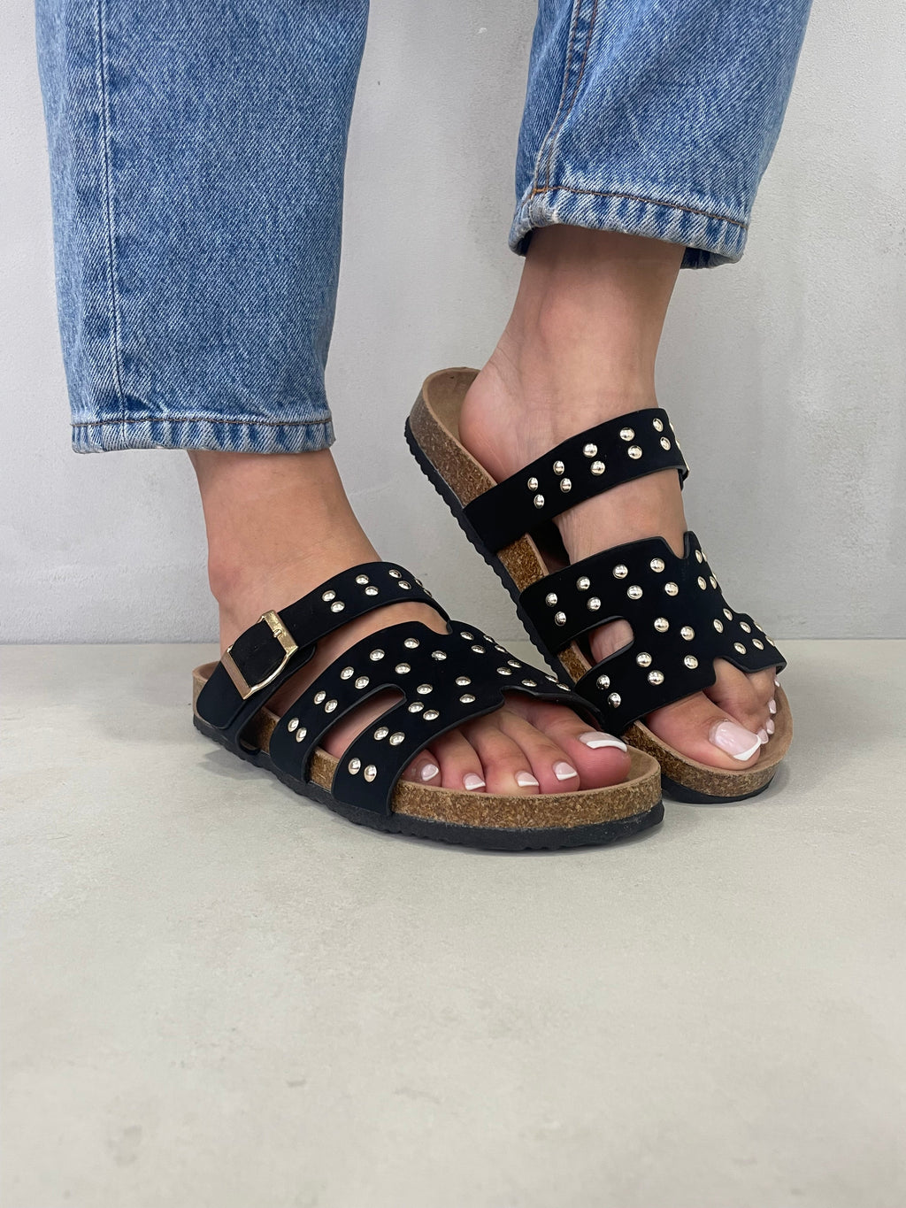 Sandalias Triple Hebilla 14111 Plantilla Anatómica Y Suela Antideslizante Confort Y Soporte