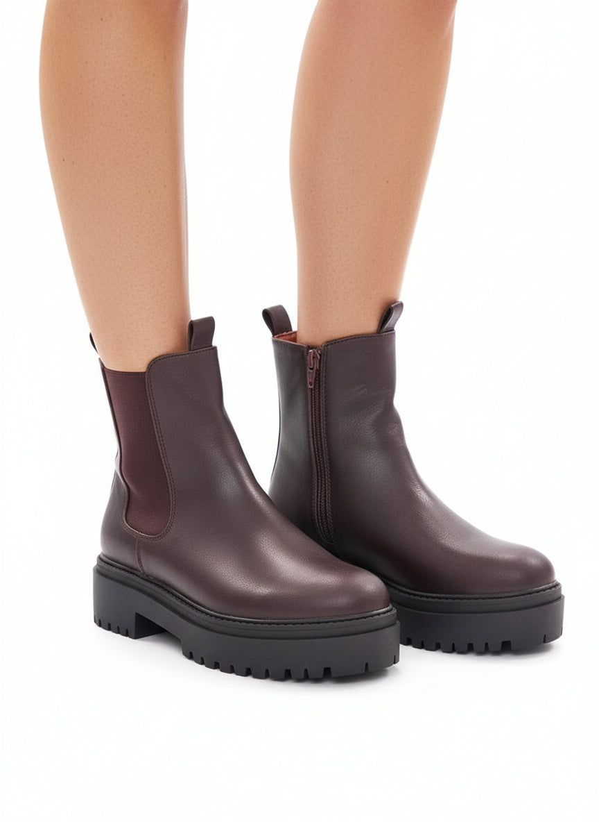 11775 -Botín Chelsea Plataforma para Mujer en Color Café Oscuro